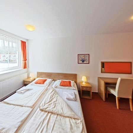 Wellness Hotel Hukvaldy Polopenze A Wellness V Cene Příbor Esterno foto