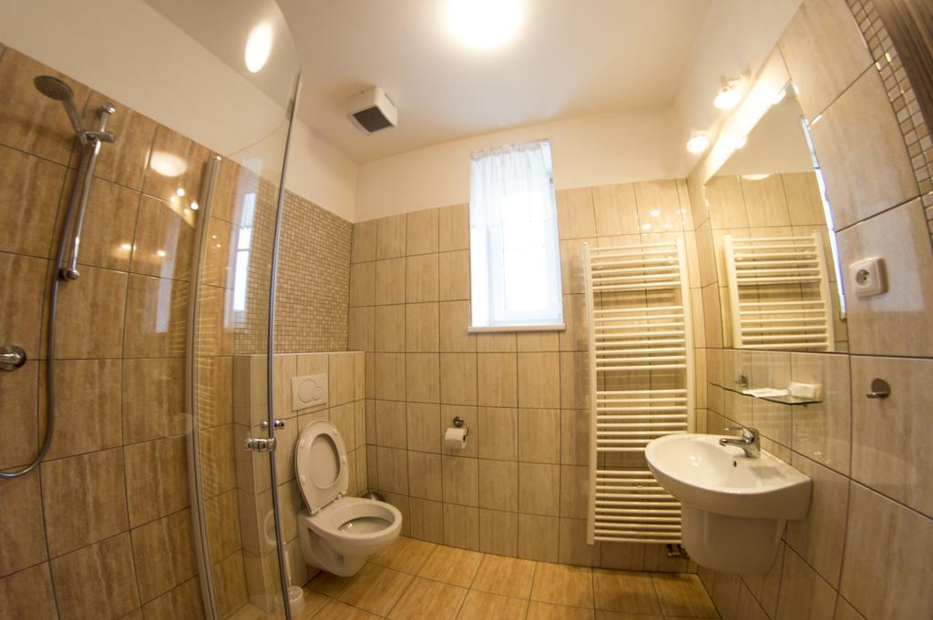 Wellness Hotel Hukvaldy Polopenze A Wellness V Cene Příbor Esterno foto